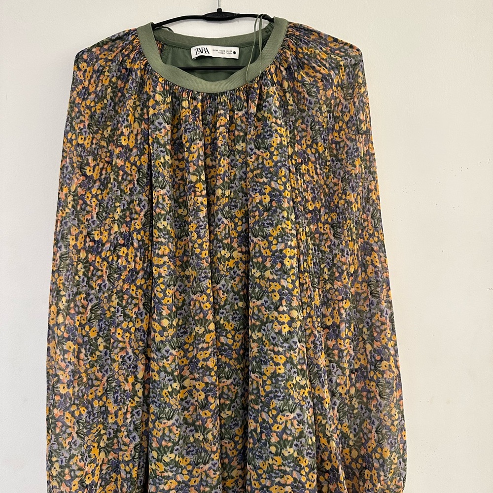 Zara Multicolor Floral Blouse